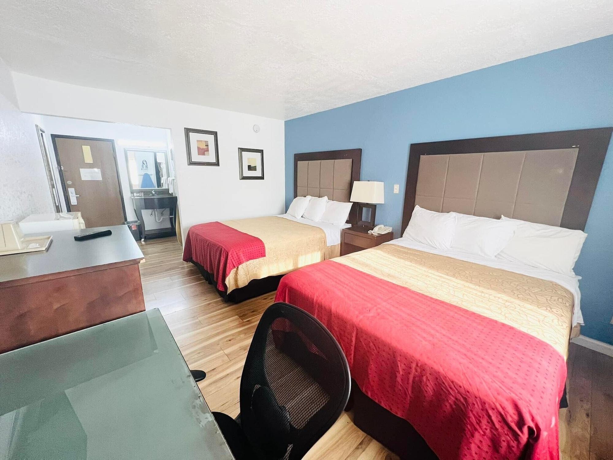 Super 8 By Wyndham Fort Scott Luaran gambar